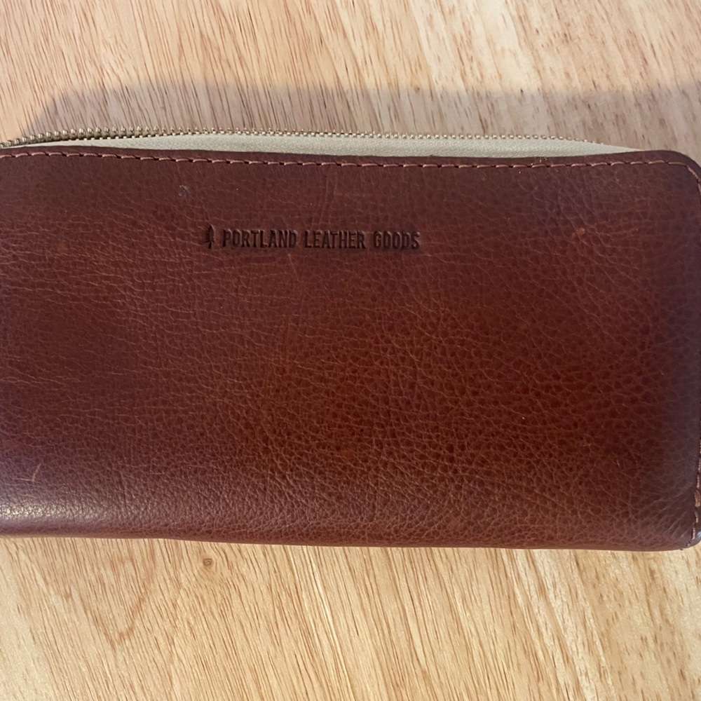 Portland Leather Accordion Zip Wallet - Cognac